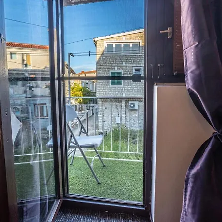Daire B&i Primošten